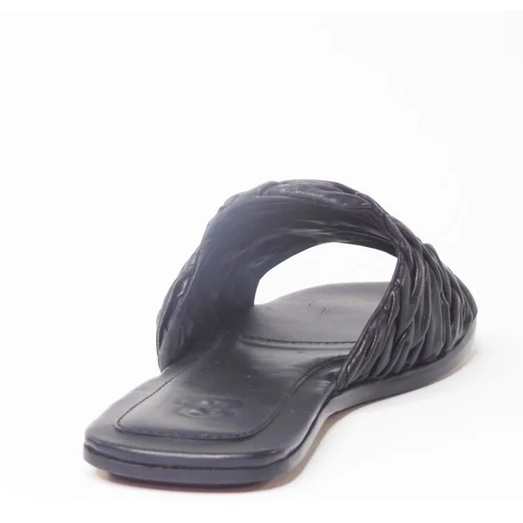U001 Flat SandalBlackMultiple Sizes